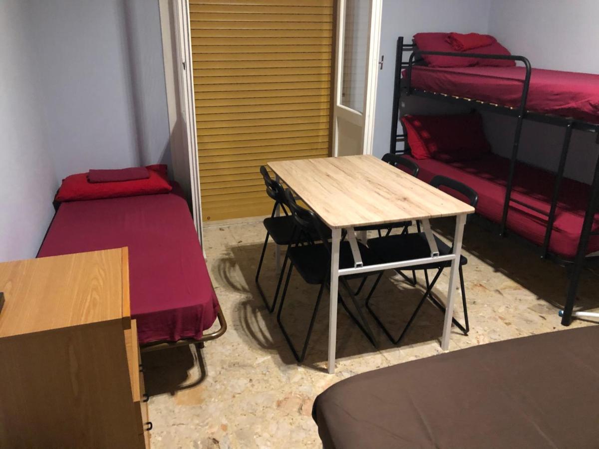 Hostel Euro House Modena Zewnętrze zdjęcie