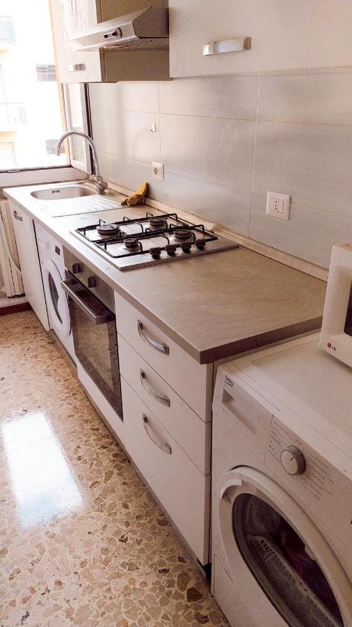Hostel Euro House Modena Zewnętrze zdjęcie