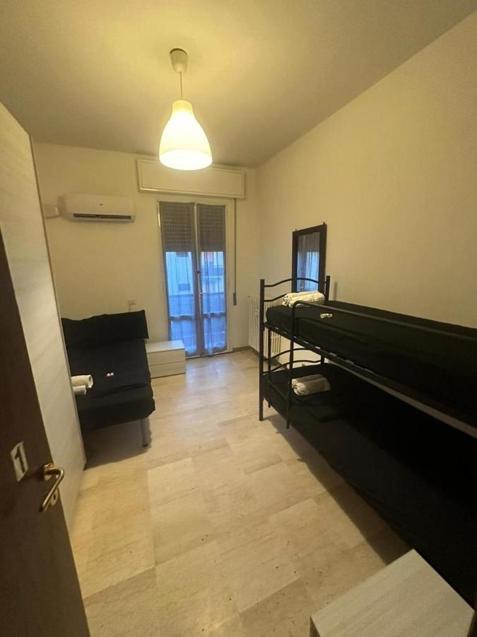 Hostel Euro House Modena Zewnętrze zdjęcie